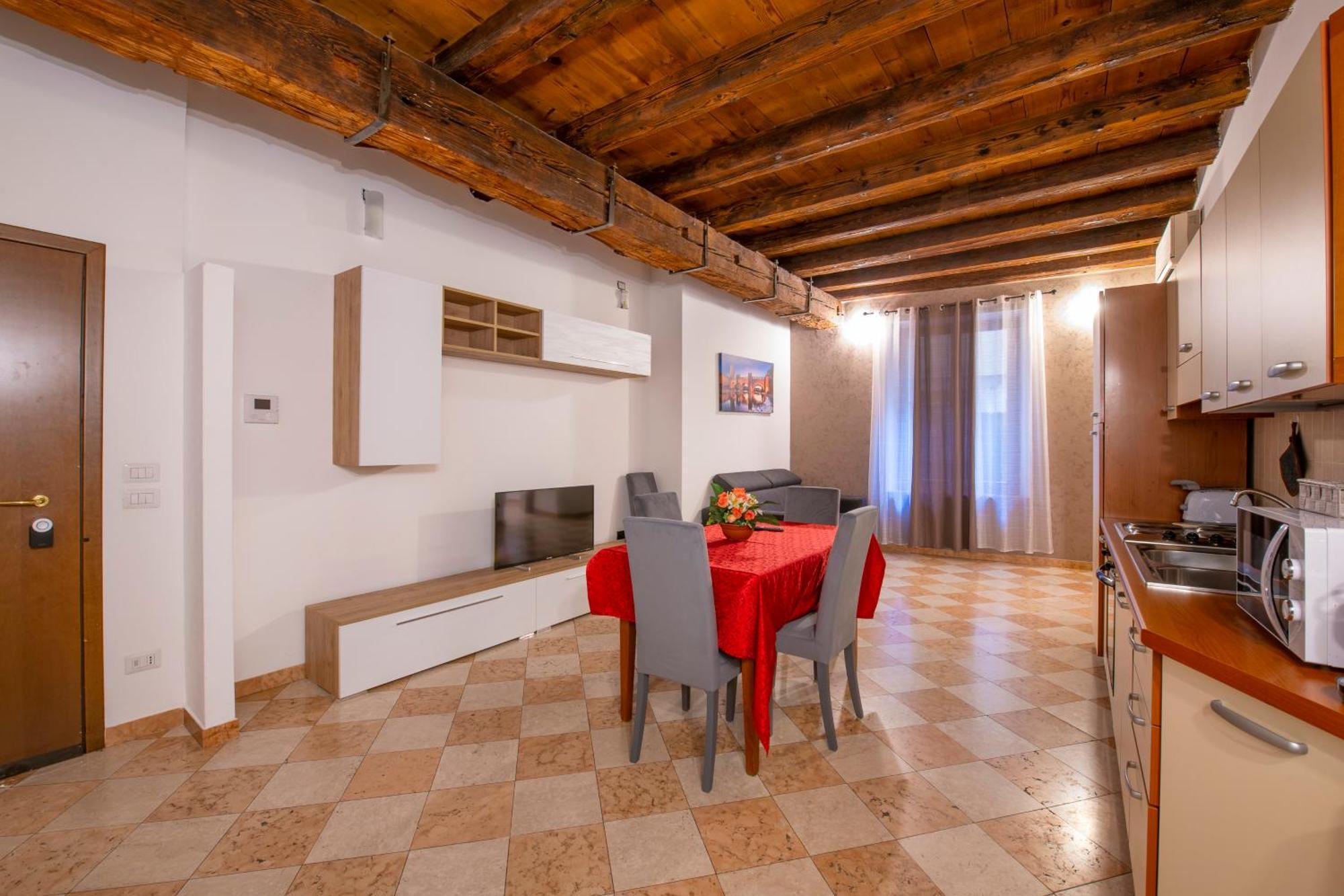 Palace Home Mazzini Verona Center 1 Kültér fotó